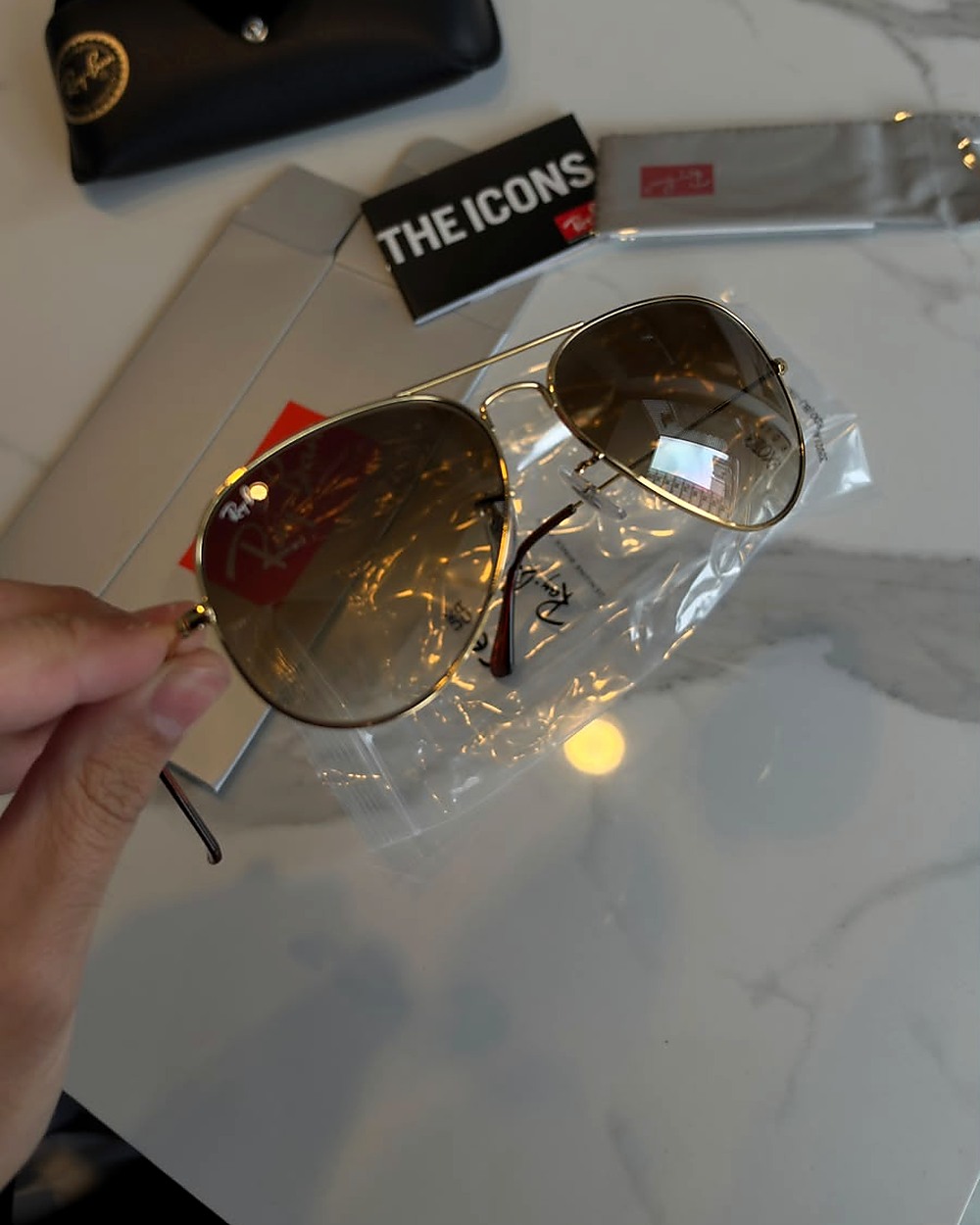 Ray-Ban Aviator dorado con lentes marrón degradé